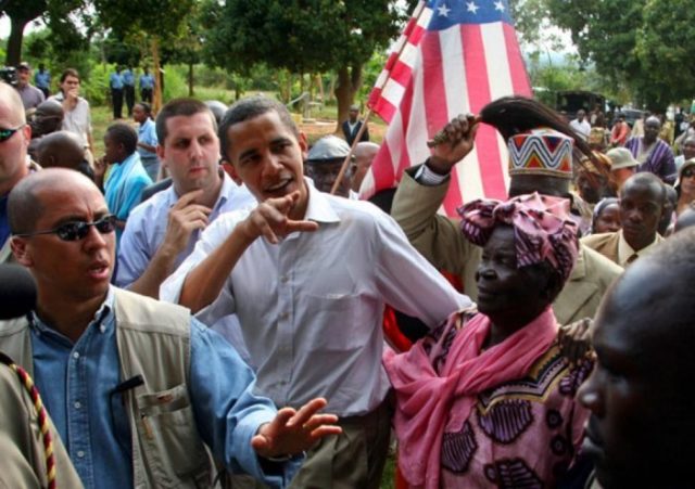 11-foto Obama in Kenya